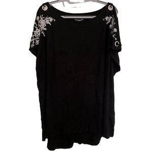 Embroidered lace black & white top 2X woman's shirt tunic Cable & Gauge